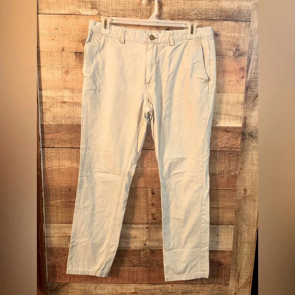 Old Navy Lived In Chino Pants
